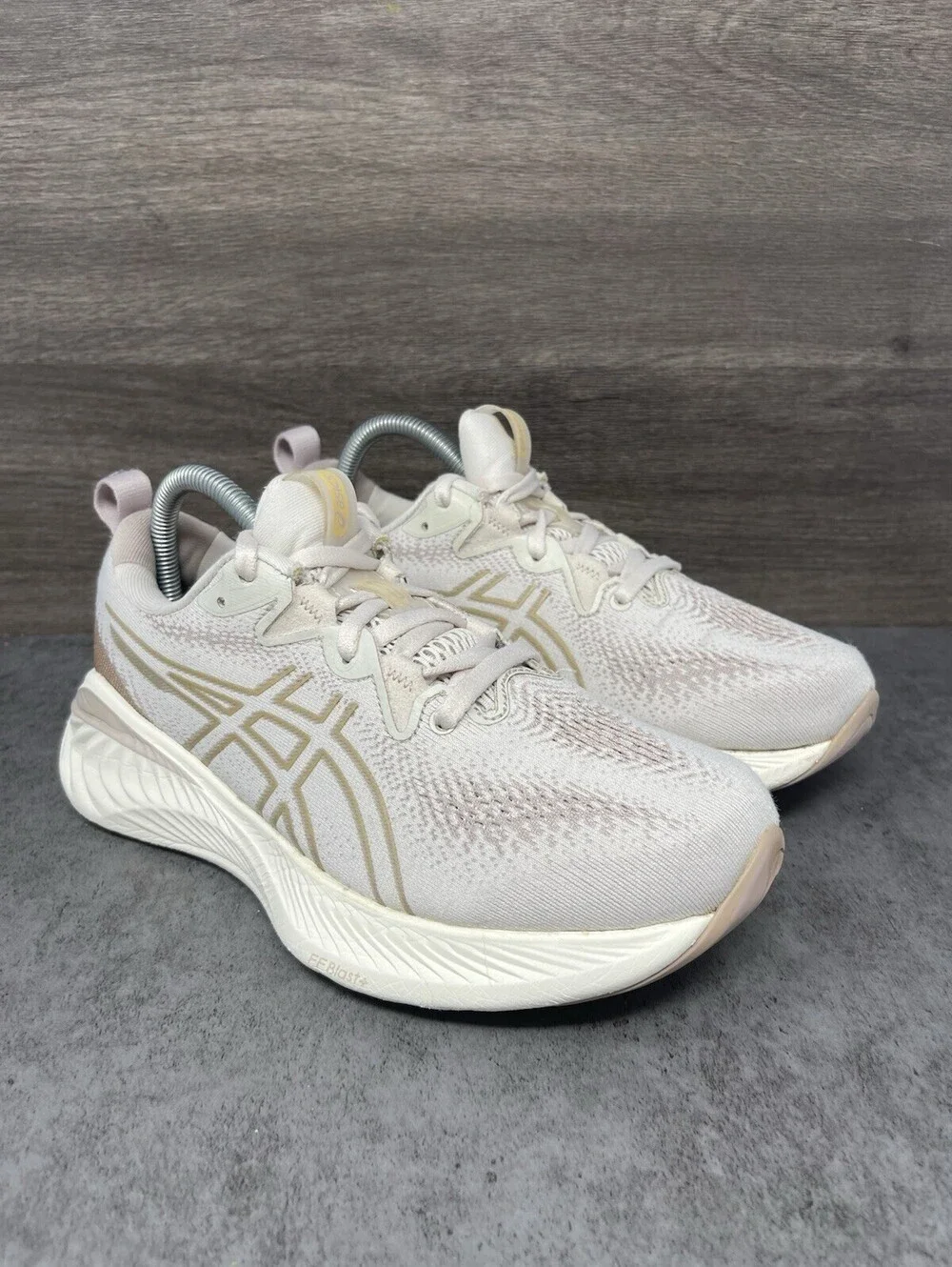 ASICS Gel Nimbus 26 Cream Beige Womens Size 8.5 Running Walking Shoes 1012B441